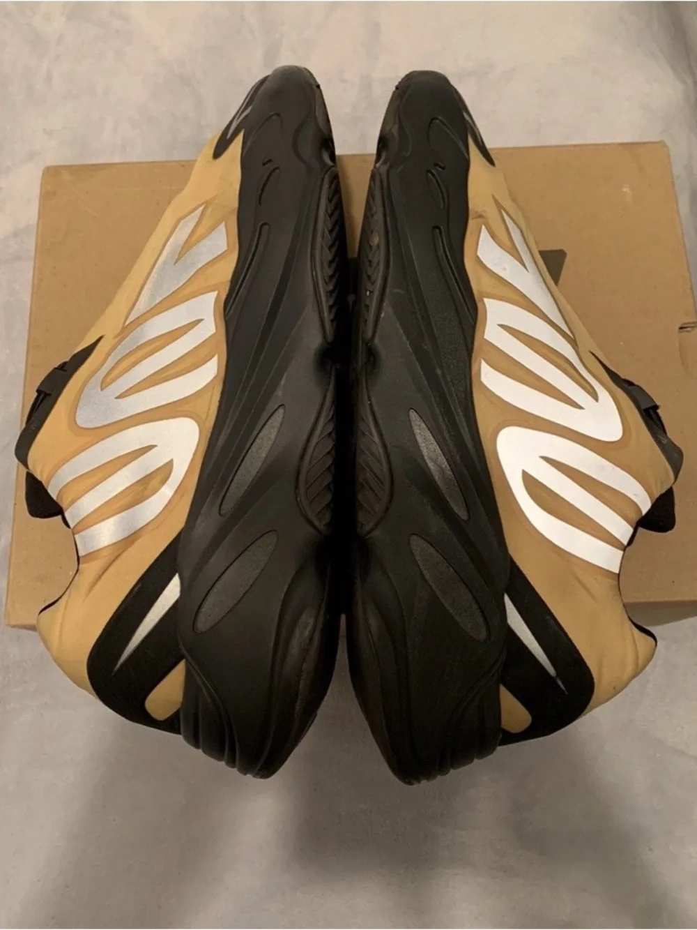 Adidas Yeezy Boost 700 MNVN Honey Flux Size 11